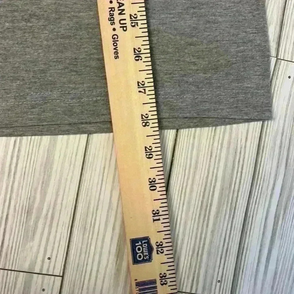 Vintage 90’s Logo St. Thomas TShirt - Picture 5 of 6